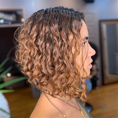 chanel para cabelo cacheado